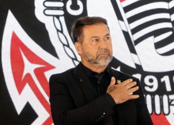 Impeachment de Augusto Melo será votado nesta segunda-feira (26/5)