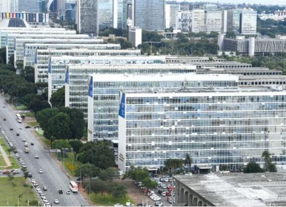 Imagem colorida, Esplanada dos Ministérios - Metrópoles
