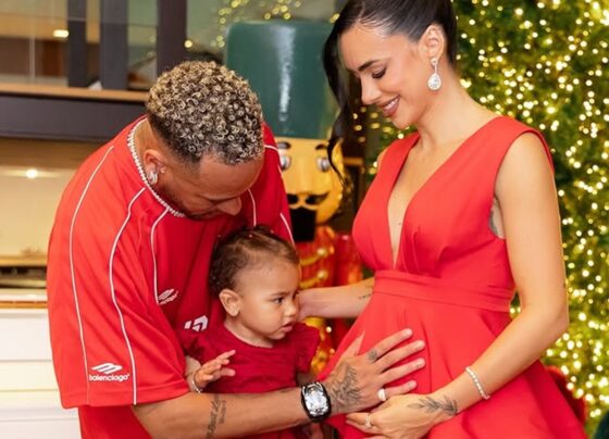 Neymar, Bruna Biancardi e Mavie posam juntos no Natal em família - Metrópoles