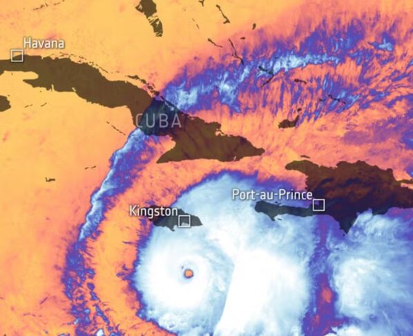 Imagem de satélite de furacão Melissa