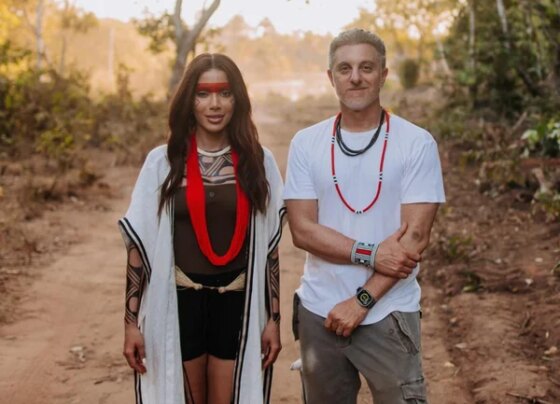 Anitta explica nova plástica, se irrita com críticas e desabafa - destaque galeria