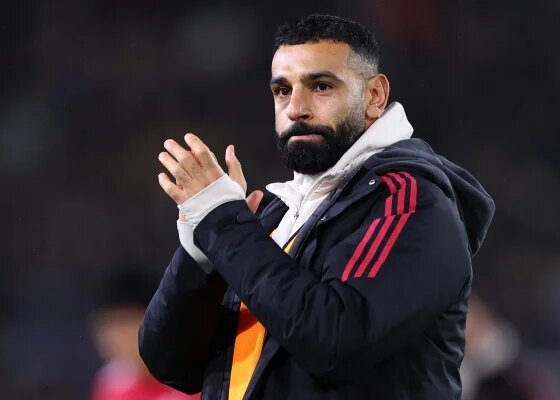 Após polêmica, Salah volta a ser opção do Liverpool contra o Brighton - destaque galeria