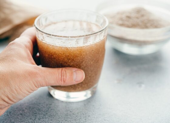 Como de água com psyllium - Metrópoles