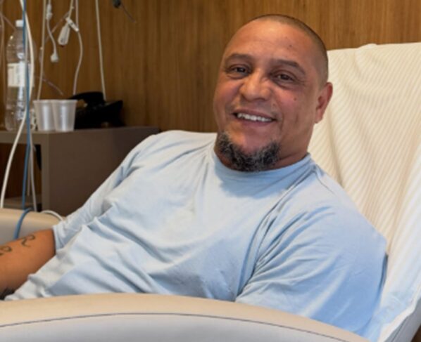 Ex-jogador Roberto Carlos atualiza quadro após cirurgia no coração - destaque galeria