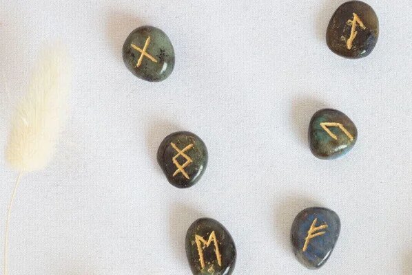 Puro charme: 5 signos que encantam por onde passam - destaque galeria