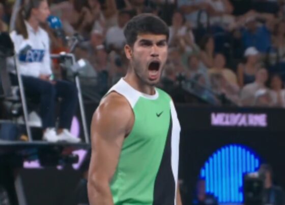 Imagem colorida de CArlos Alcaraz no Australian OPen- Metrópoles