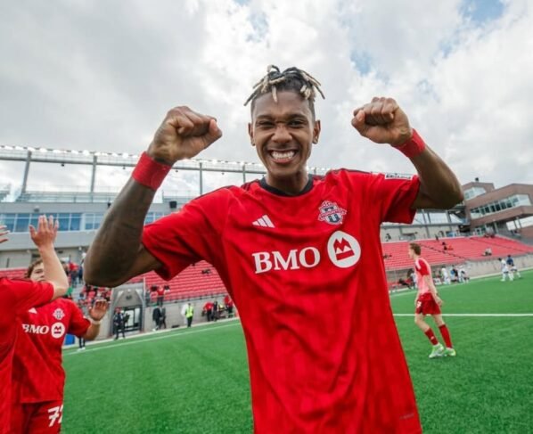 Botafogo anuncia terceiro reforço para a temporada 2026; confira - destaque galeria