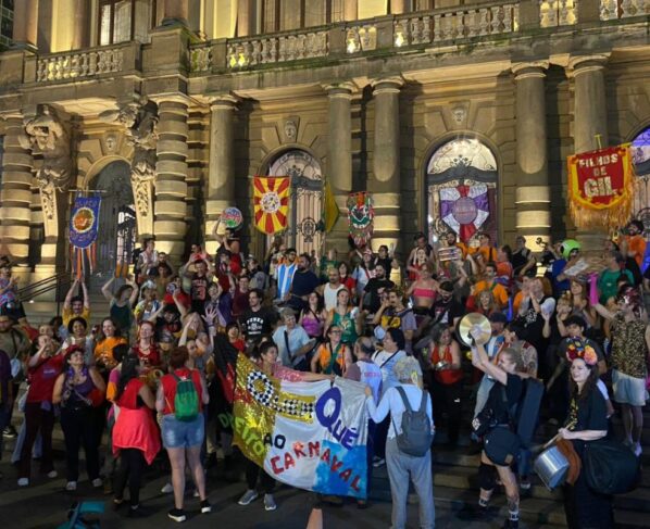 Com mais de 600 blocos, a agenda oficial dos blocos do Carnaval 2026 foi lançada nesta sexta-feira (23/1) pela Prefeitura de São Paulo - Metrópoles