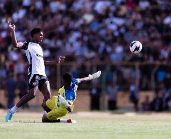 Foto colorida do Corinthians - Metrópoles
