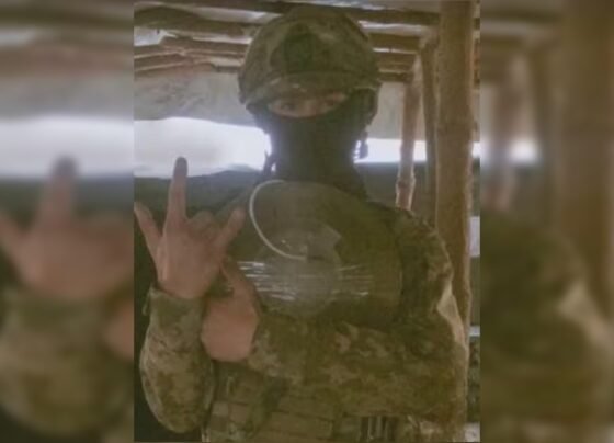 Corpo de goiano morto na Guerra da Ucrânica foi sepultado na Europa - destaque galeria