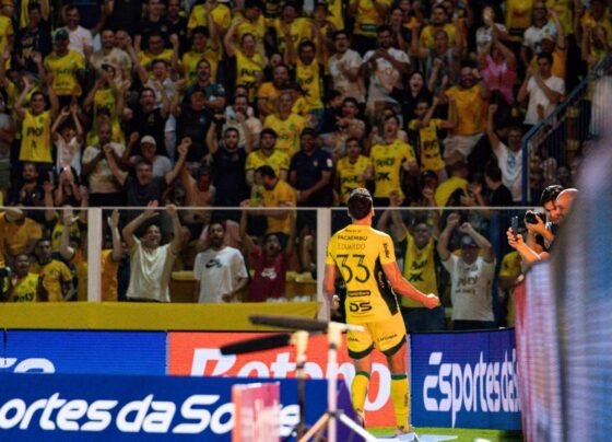 De virada, Mirassol bate Vasco e vence primeira no Brasileirão - destaque galeria