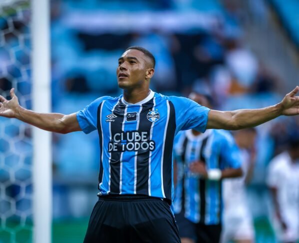 Foto colorida de Carlos Vinicius - Metrópoles