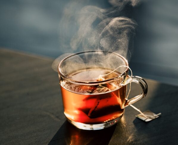 Foto colorida de chá - Nutri aponta qual chá pode ajudar a proteger as artérias do coração - Metrópoles