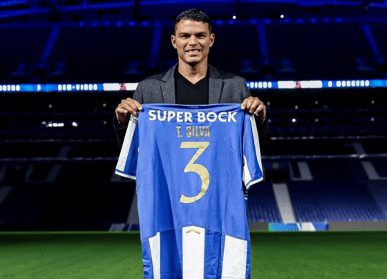 Thiago Silva, zagueiro de 41 anos com a camisa do Porto