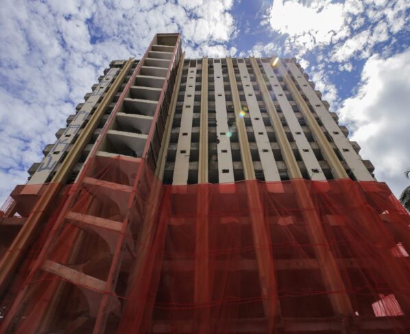 Preparativos para a demolição do prédio do Hotel Torre Palace Metrópoles 3