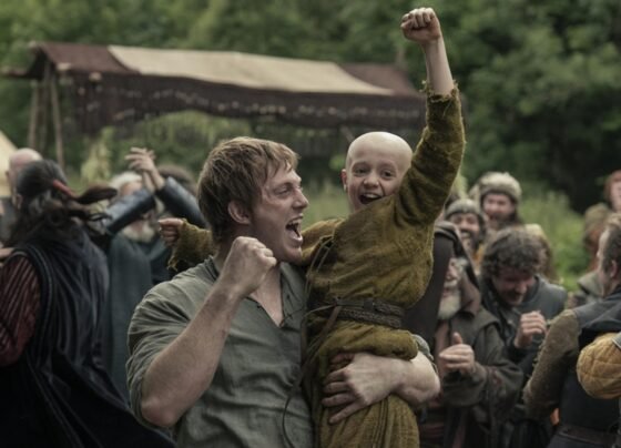 O Cavaleiro dos Sete Reinos: que horas estreia o 2º episódio da série - destaque galeria