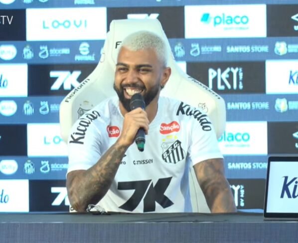 Imagem colorida de Gabriel Barbosa