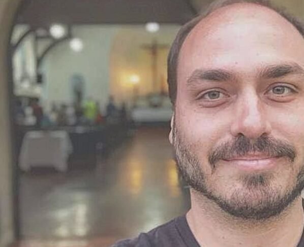 Vereador faz uma selfie