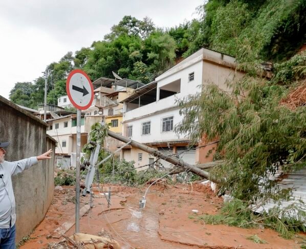 Em MG, Lula critica quem “brinca de fazer política” pelo celular - destaque galeria