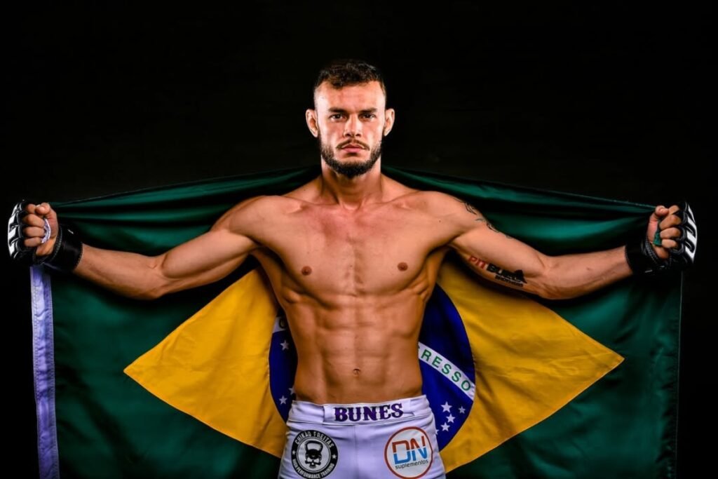Felipe Bunes projeta vitória por nocaute contra mexicano no UFC - destaque galeria