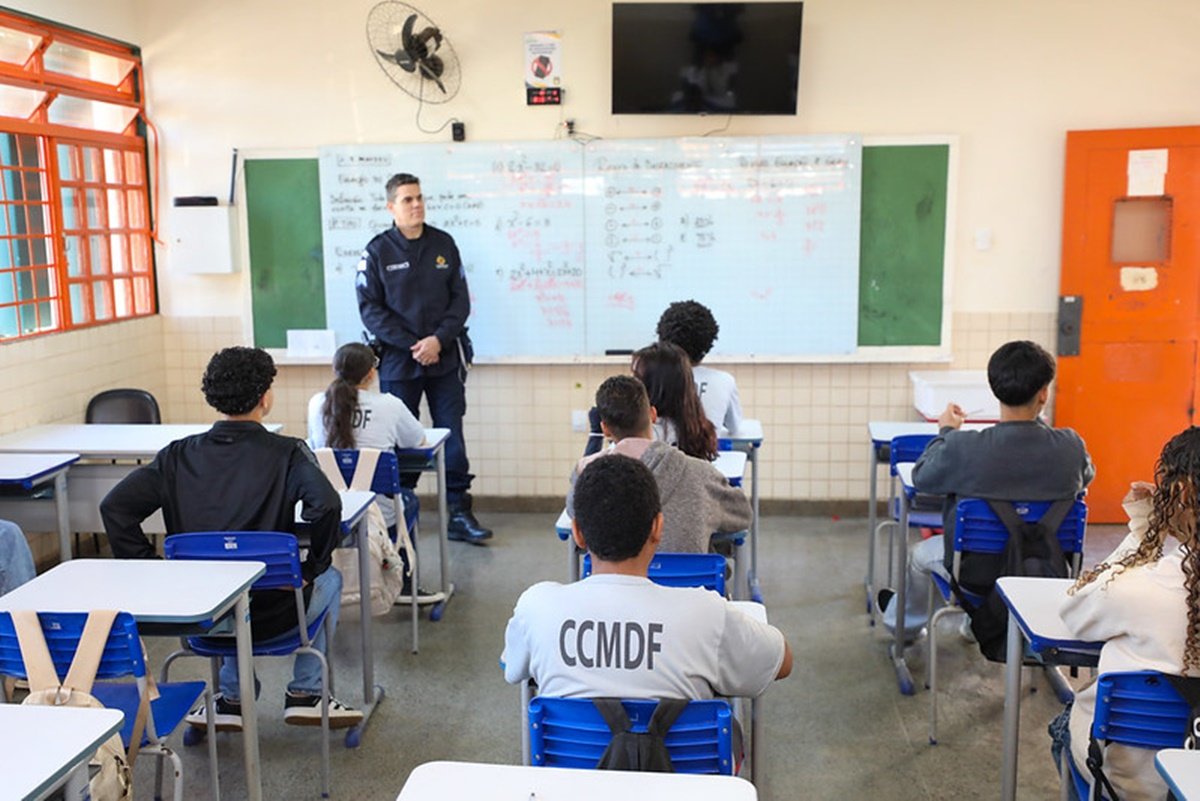 Com modelo aprovado por pais, alunos e professores, DF terá mais 25 escolas cívico-militares