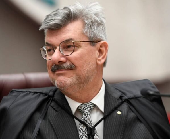 Ministro do STJ Marco Buzzi