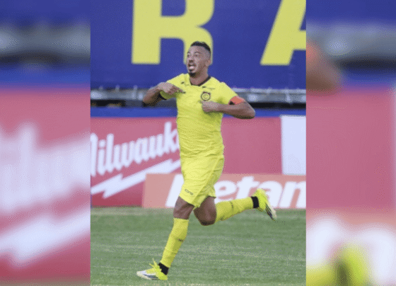 Rodrigo Lindoso comemorando gol do Madureira diante do Boavista pelo Campeonato Carioca