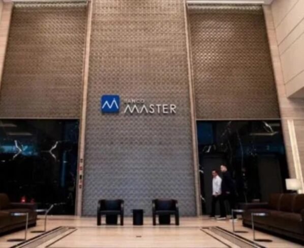 Fachada do banco Master