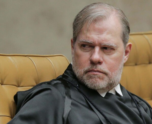 O pedido de Toffoli ao presidente da CPMI do INSS - destaque galeria