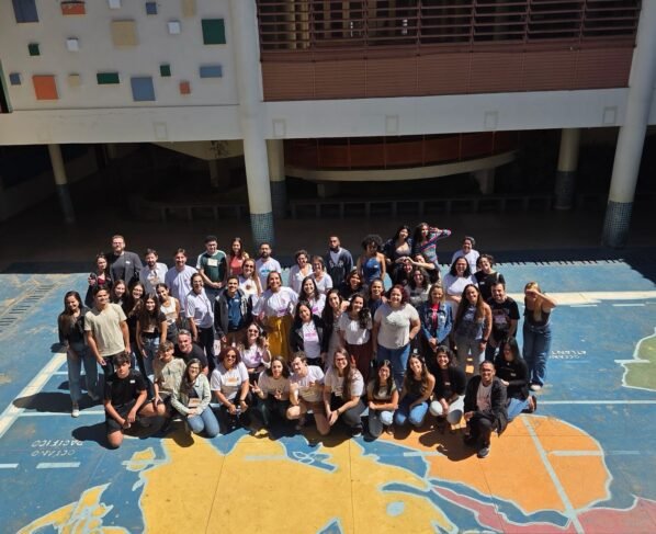 Projeto Inglês na Estrutural está com inscrições abertas para voluntários no DF - destaque galeria