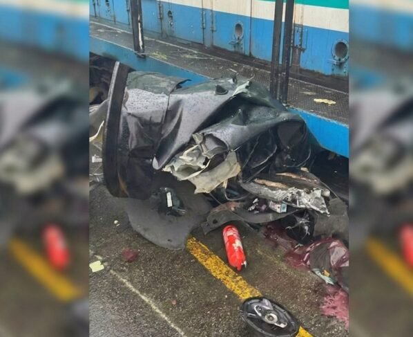 acidente entre trem e carro no Rio de Janeiro - Metrópoles