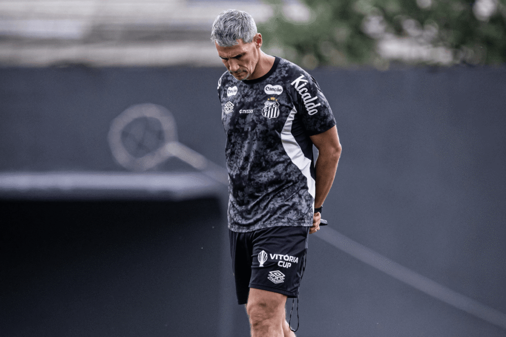 Vojvoda, técnico do Santos