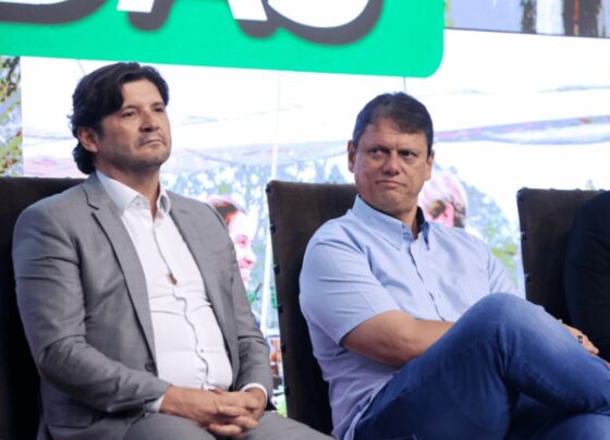 O governador Tarcísio de Freitas e o presidente da Assembleia de SP, André do Prado