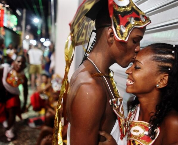 pouca vergonha / carnaval / relacionamento