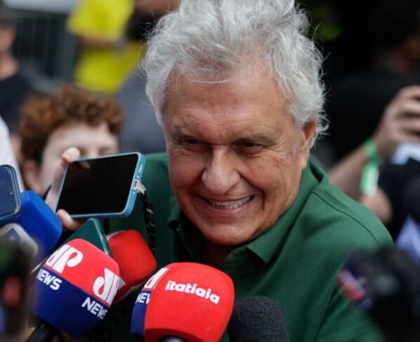 Em SP, Caiado promete anisitia e Zema critica “farra dos intocáveis” - destaque galeria