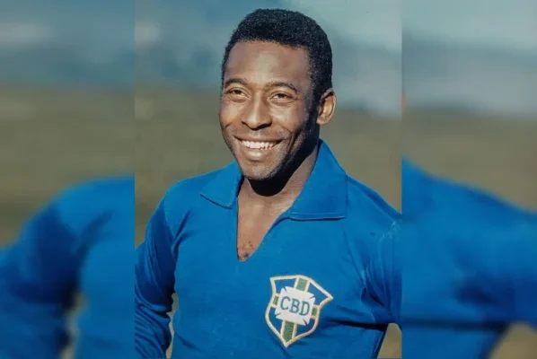 Copa: camisa de Pelé usada em 1958 é vendida por R$ 25 milhões - destaque galeria