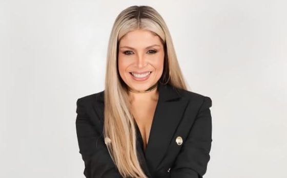 Adryana Ribeiro